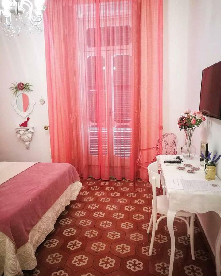 B&B Resta Cu Mme Nápoles Exterior foto
